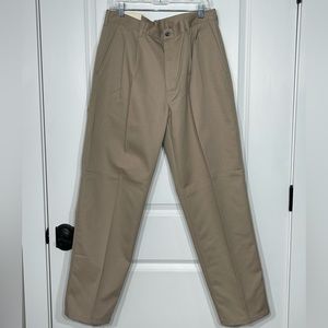 Men’s Crossbow wrinkle resistant khaki pants